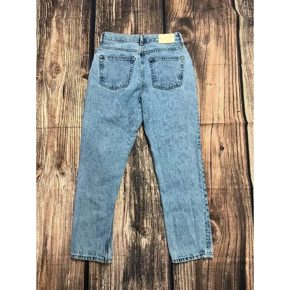 Everlane Women's‎ Size 26 Crop 90s Cheeky Mom Jeans Blue Light Wash
